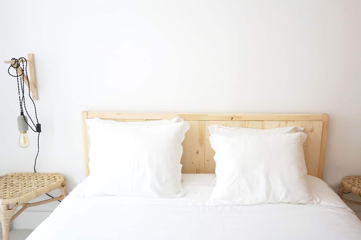 Apartemen Kota | 2 kamar tidur, Wi-Fi gratis, dan seprai linen