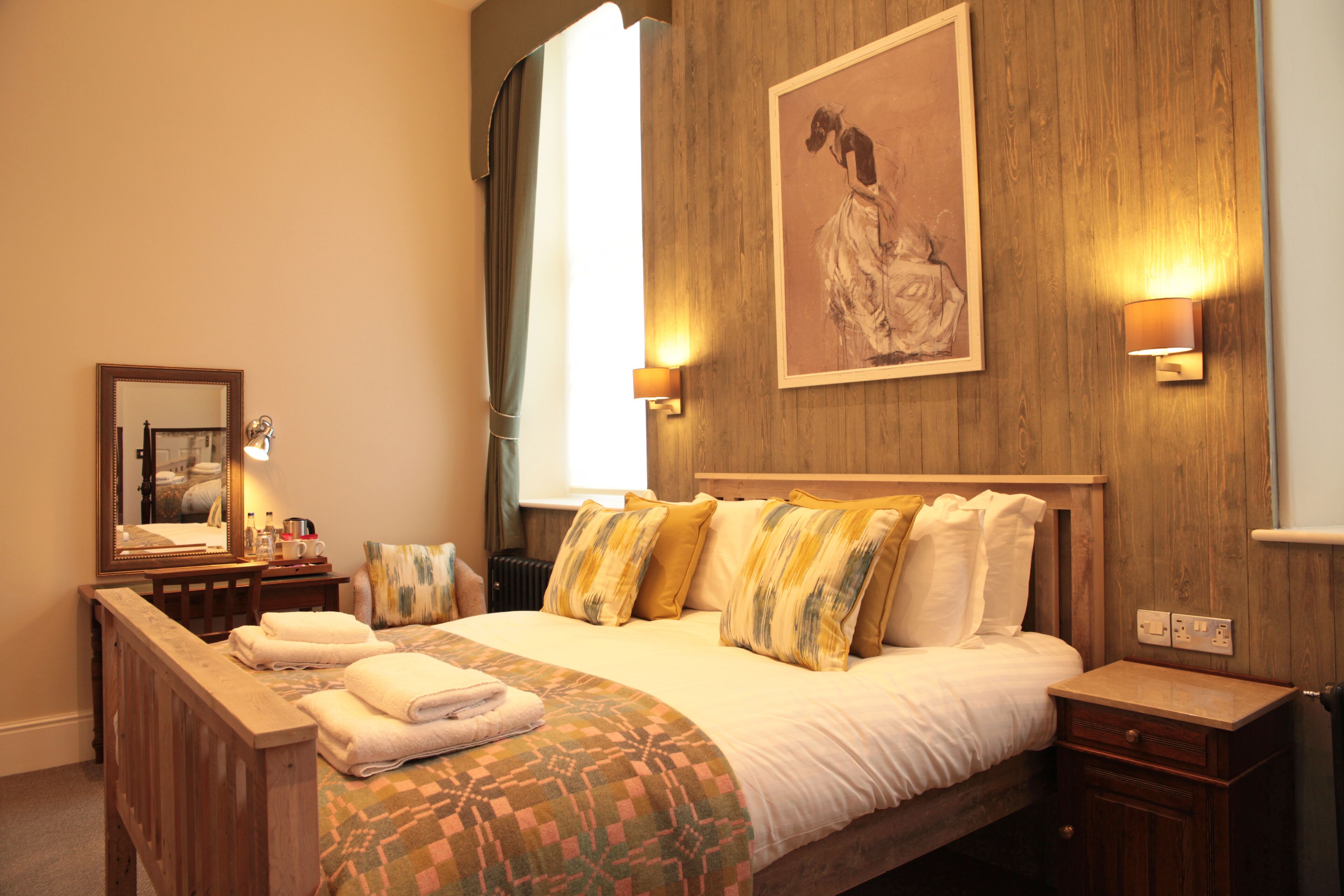 Double Room | Individually decorated, individually furnished, desk, laptop workspace