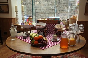 Dagelijks Engels ontbijt inbegrepen