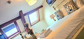 King Room Deluxe ( Attic )