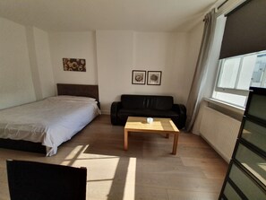 Individually decorated, individually furnished, bed sheets - Studio Apartment in South Kensington 6 (London)
