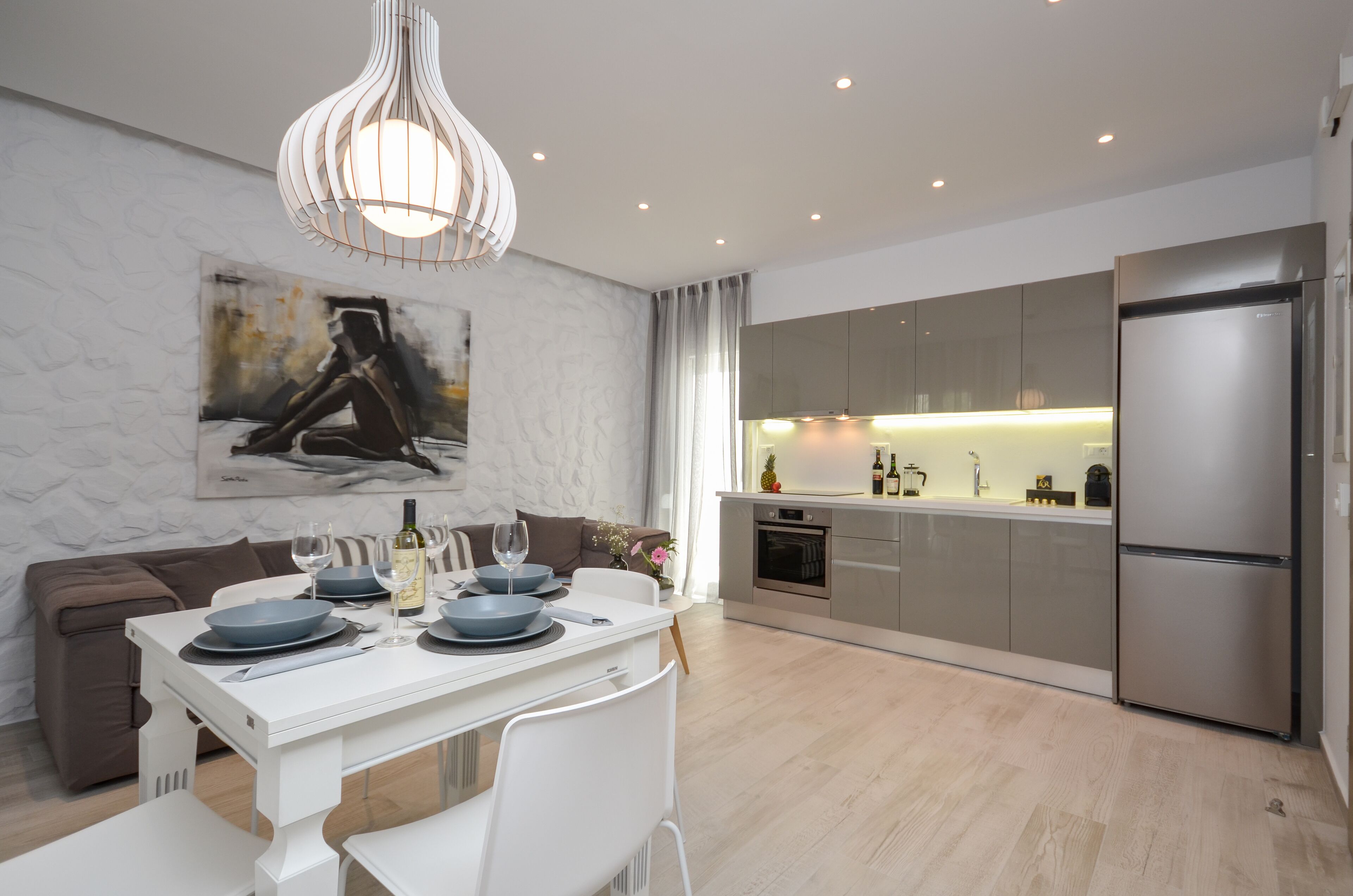 Appartement Majestueux | Restauration dans la chambre