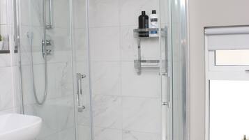 Shower, free toiletries, hair dryer, towels