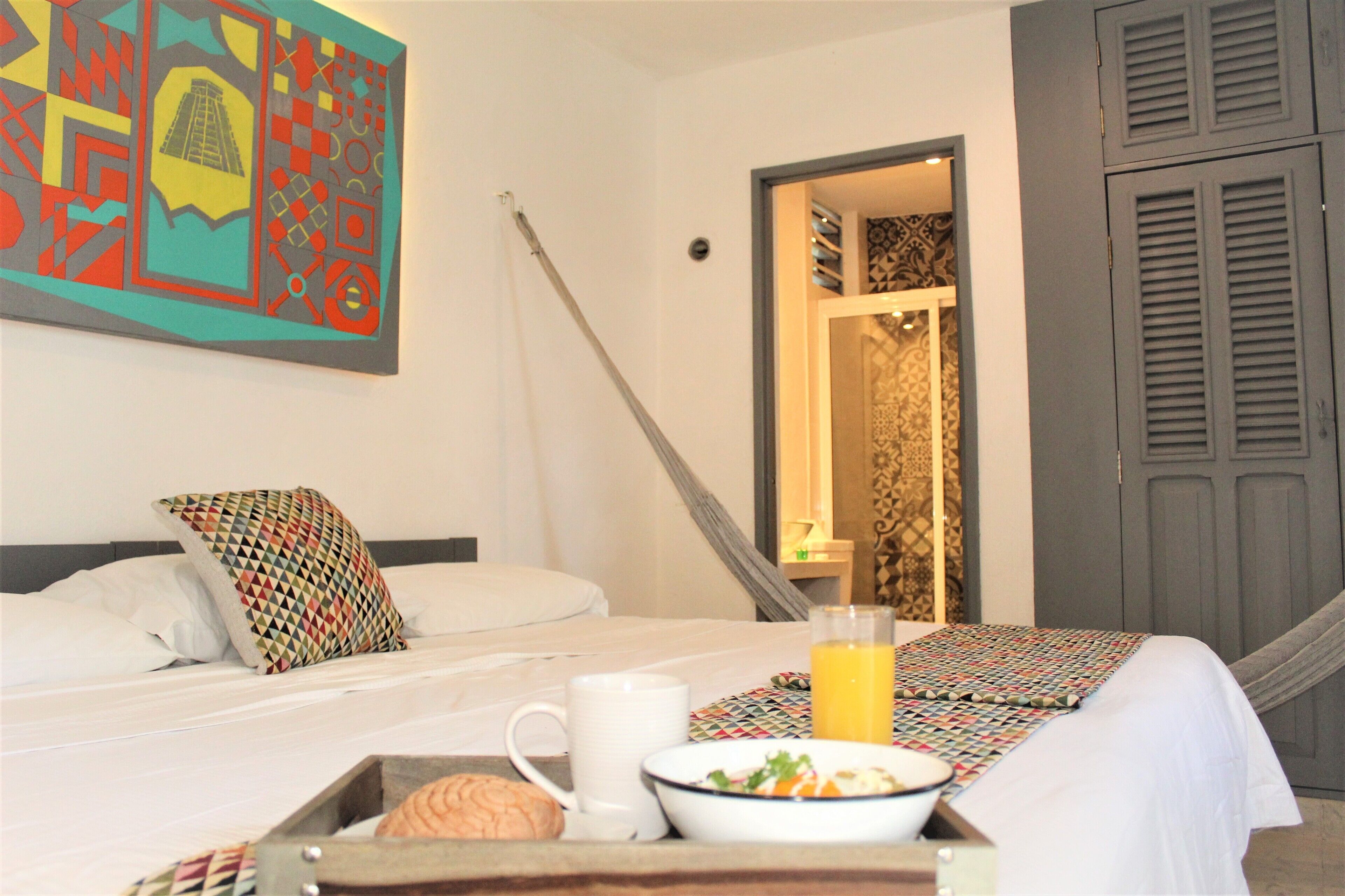 basic room | 1 bedroom, down duvets, desk, iron/ironing board