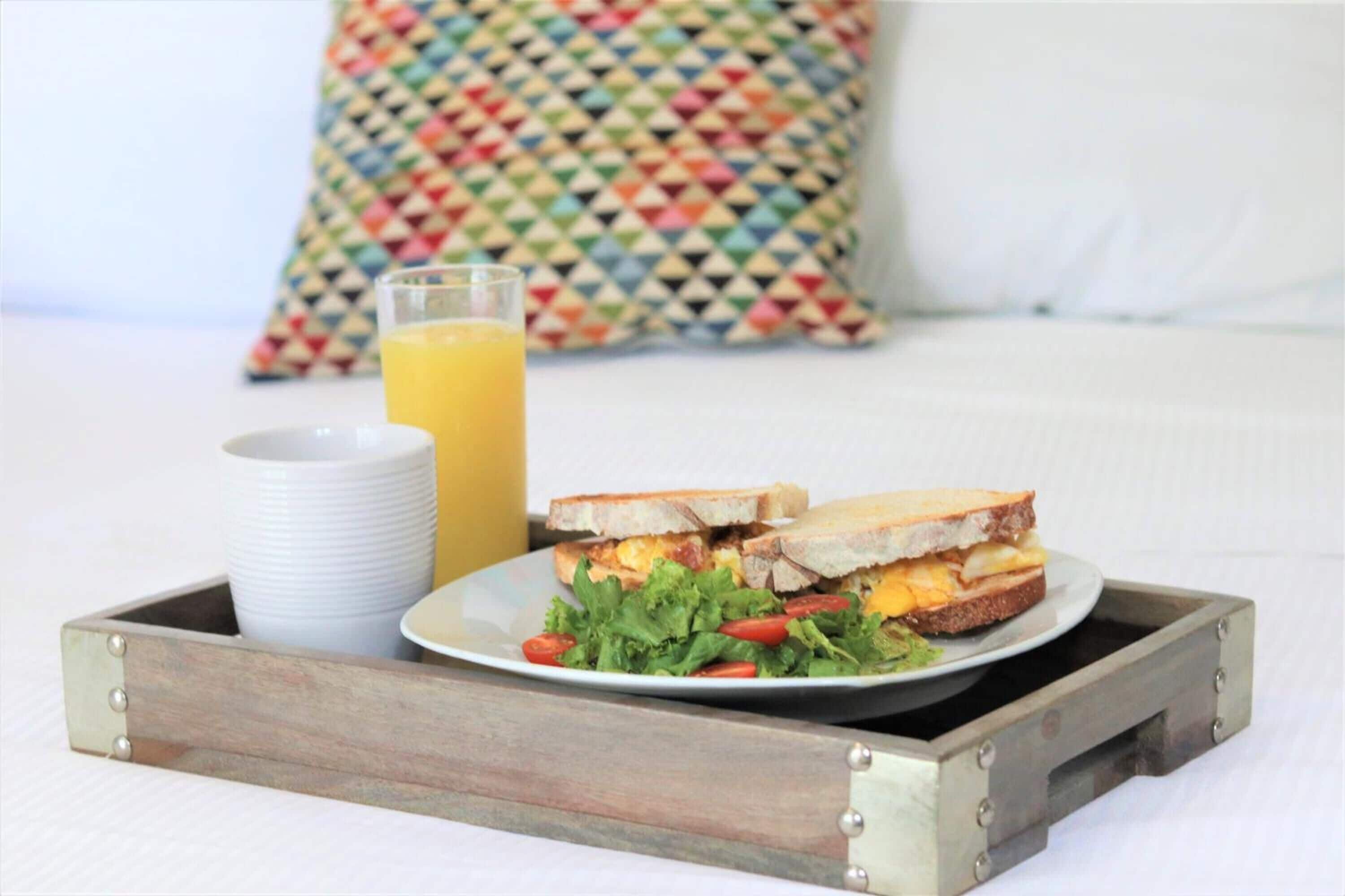 1 bedroom, down duvets, desk, iron/ironing board