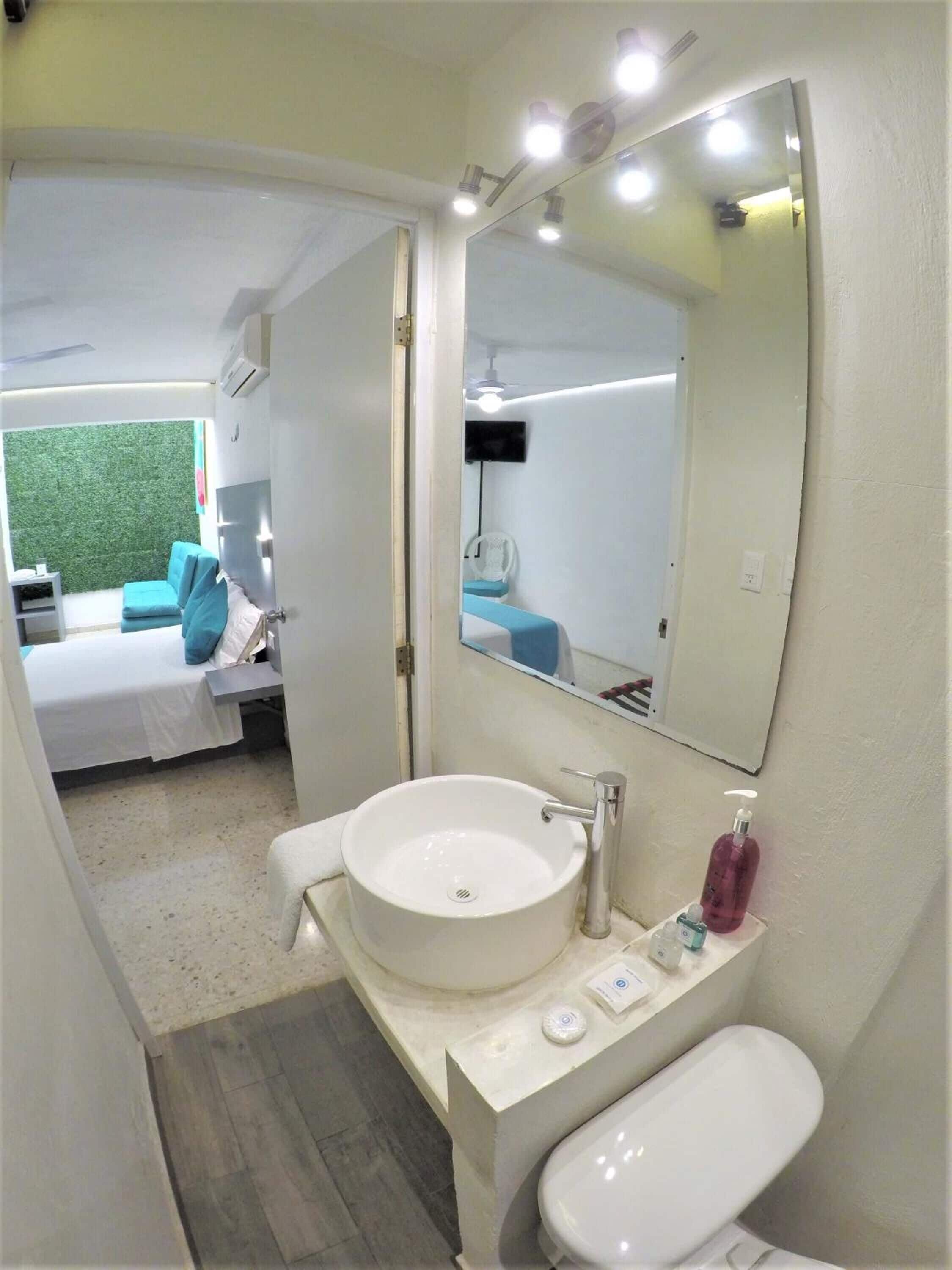 shower, towels, soap, shampoo