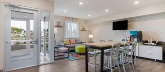 WoodSpring Suites Tamarac