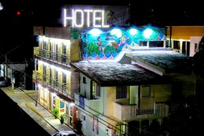 Facciata della struttura