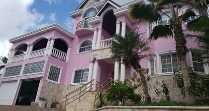 DSH holiday rooms & rental queen