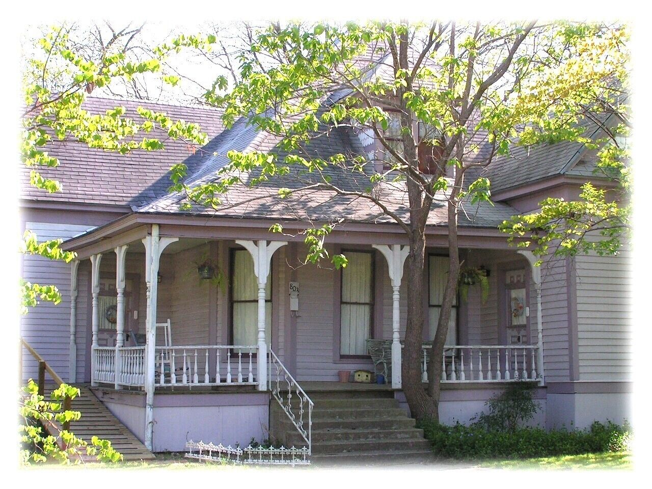 Historic Cottage with Backyard Pond