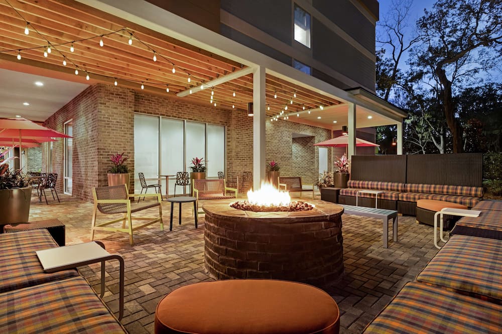 Home2 Suites by Hilton Fernandina Beach Amelia Island, FL