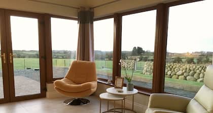 Mourne Country House