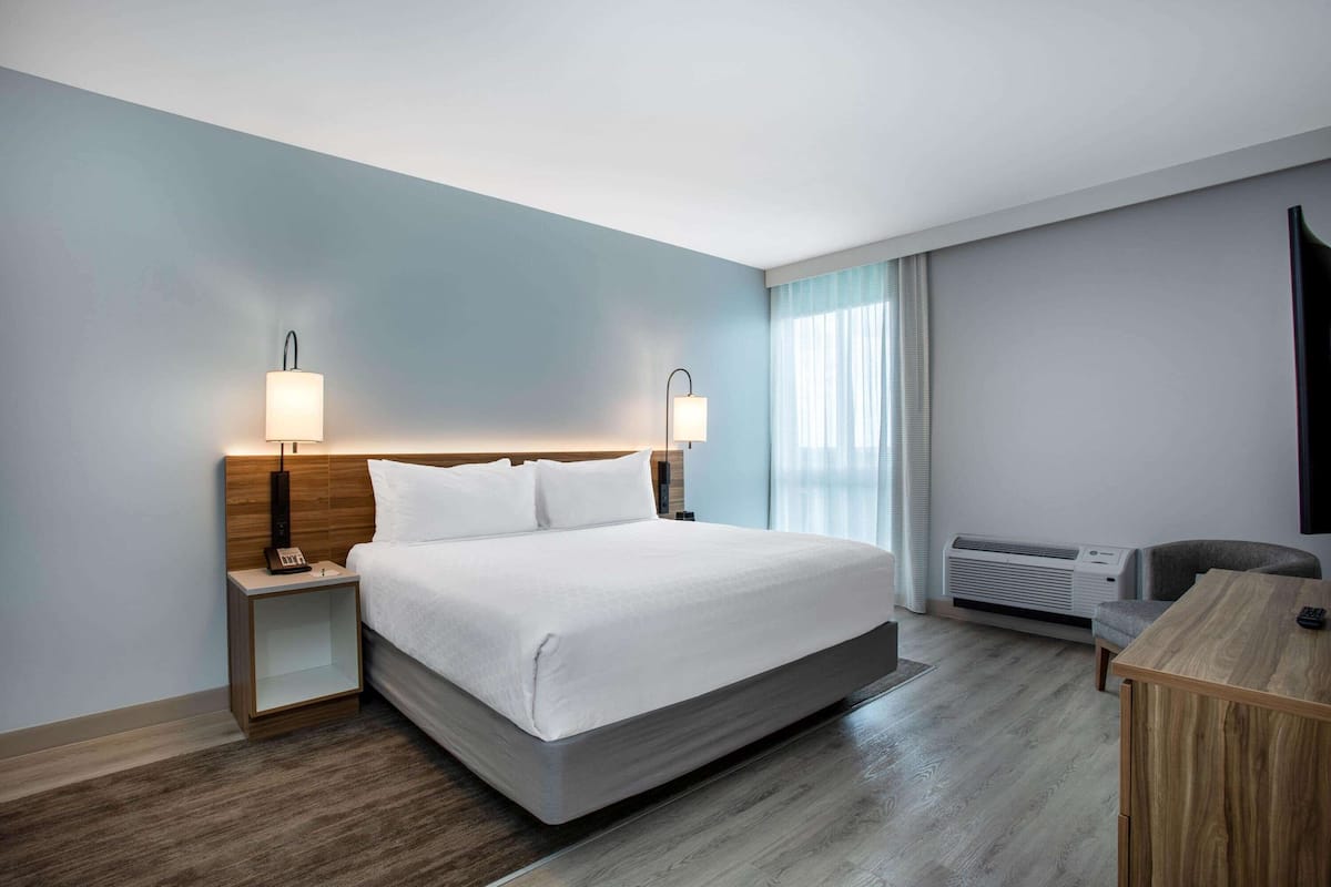 Chambre, 1 trĂšs grand lit, non-fumeur