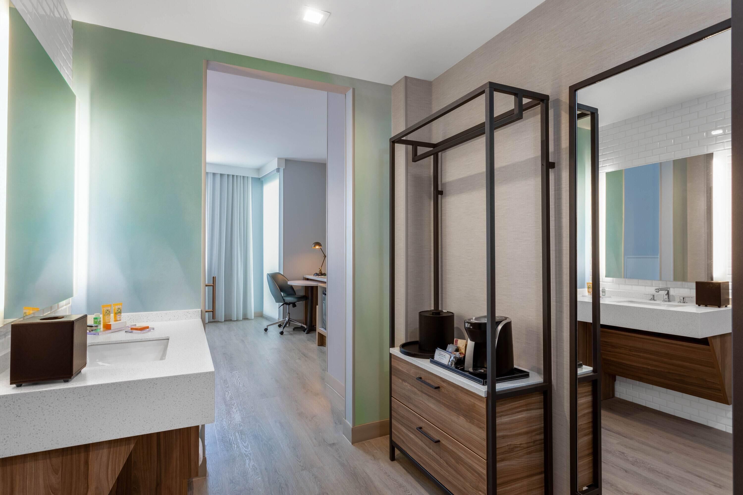 Photo - Wyndham Garden Miami International Airport