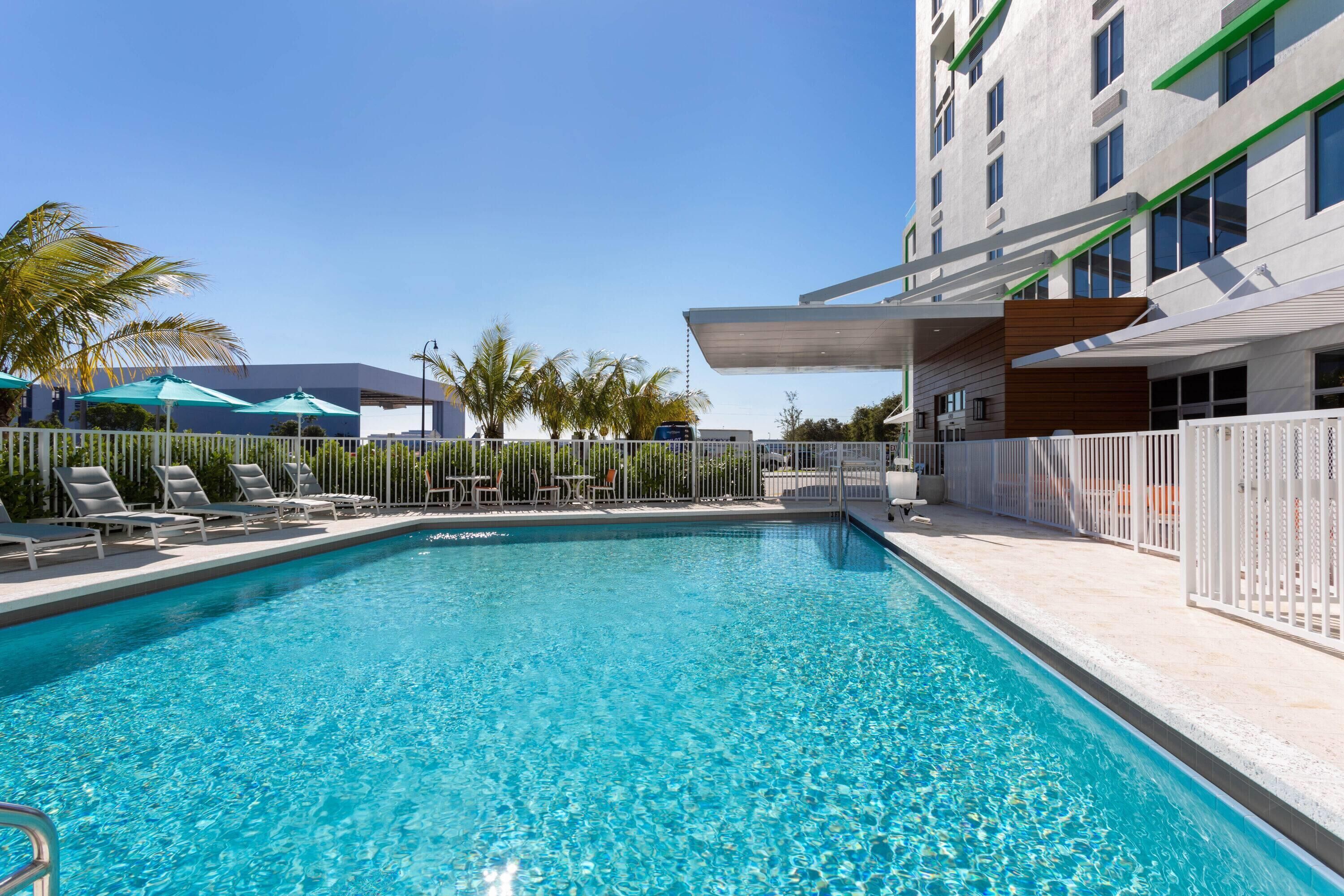 Photo - Wyndham Garden Miami International Airport