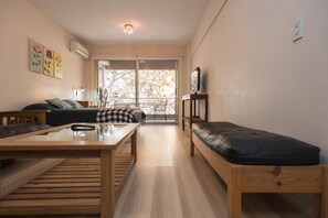 Superior Studio | Travel crib, free WiFi, bed sheets - Studio Guatemala - By Hart (Buenos Aires)