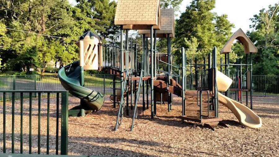 Honeysuckle Inn - Mountain View