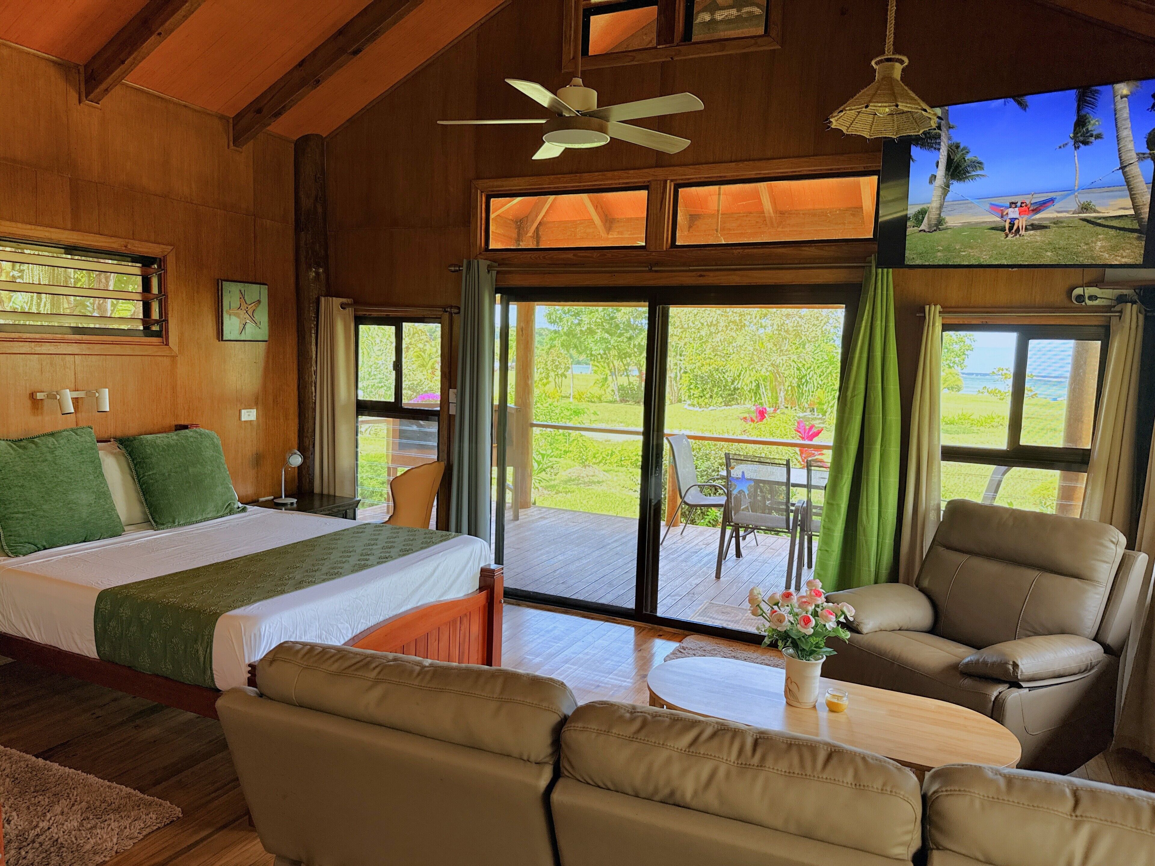 Luxury Studio Suite, 2 Queen Beds, Kitchen, Beachfront | In-room safe, individually decorated, individually furnished