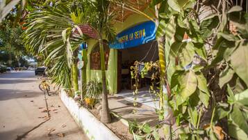 Majoituspaikan sisäänkäynti