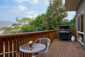 BBQ/picnic Area - Freycinet Sanctuary 4 (Coles Bay)