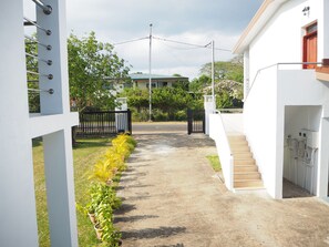Fachada de la propiedad