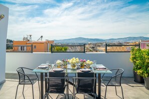 Penthouse, 1 Bedroom (Aphrodite - Acropolis View) | Terrace/patio - Mythos Luxury Suites (Athens)