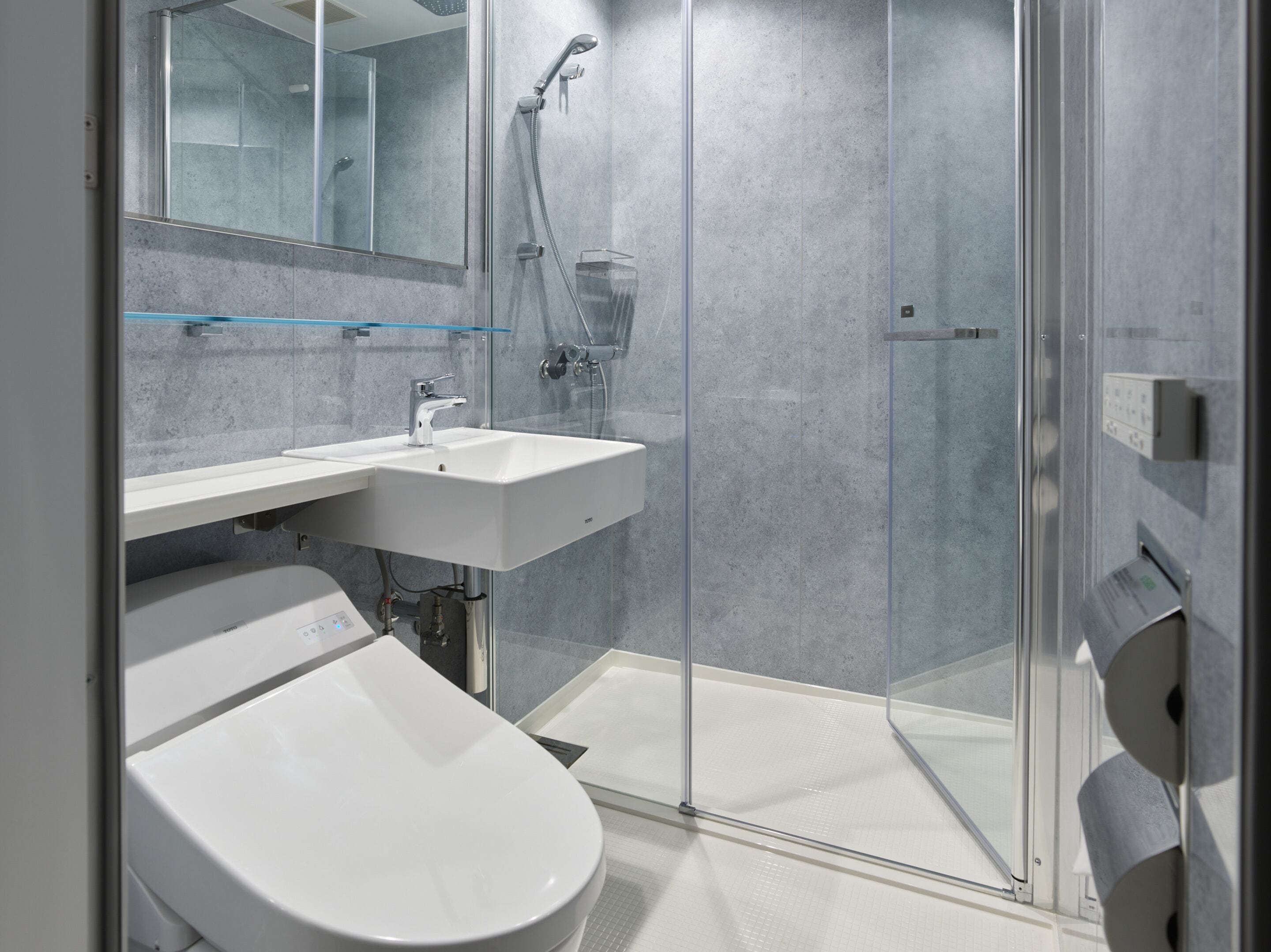 standard , 1 bed double , shower, non smoking | 1 bedroom, in-room safe, free wifi, bed sheets