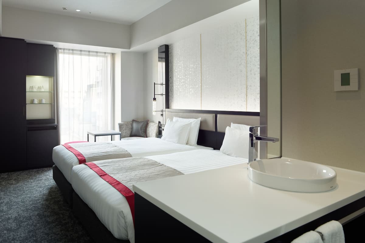 Superior , 2 beds , Shower, Non Smoking