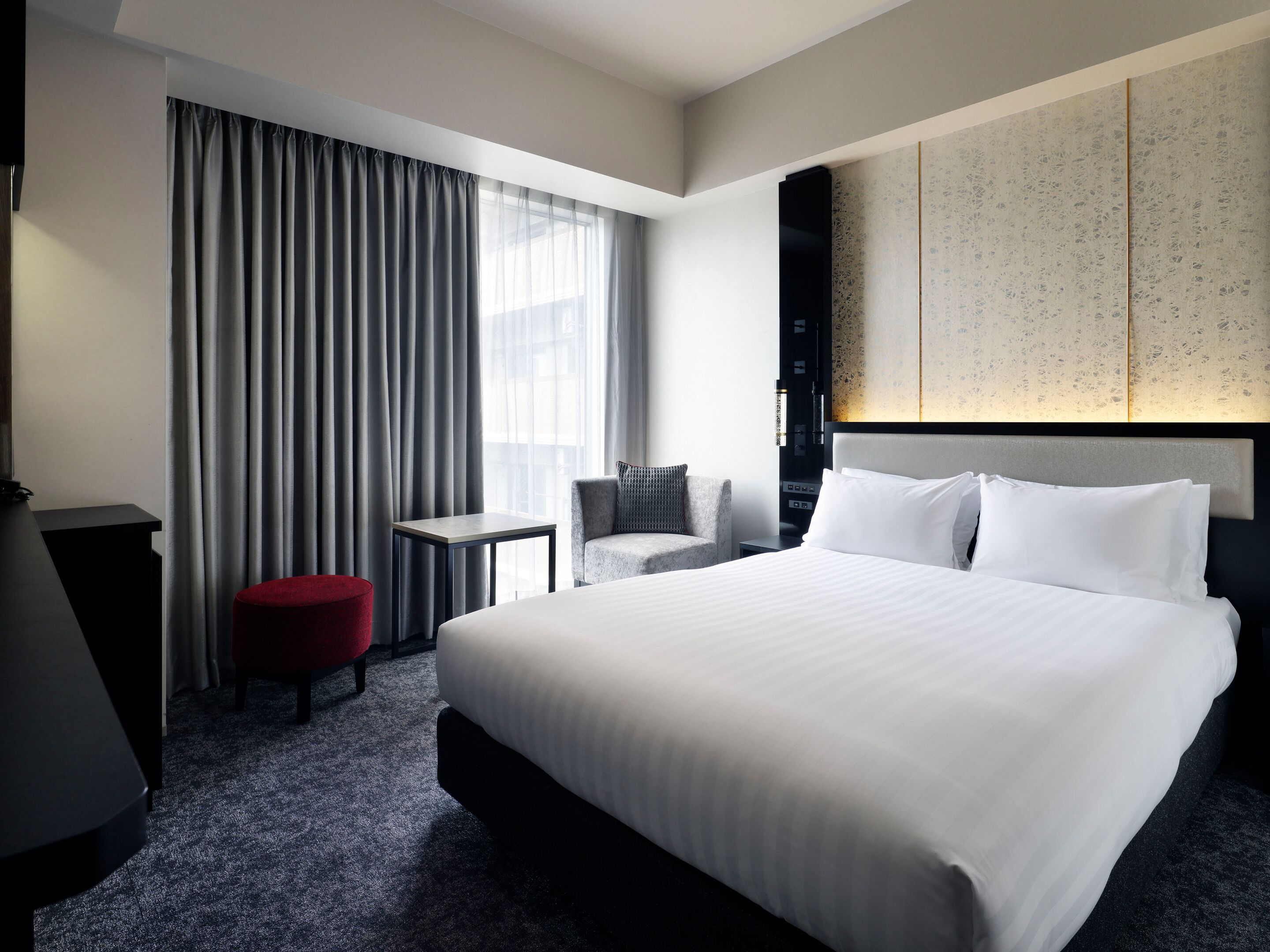 Kamar Standar, 1 Tempat Tidur Double, Bebas Asap Rokok (Shower) | Brankas, Wi-Fi gratis, dan seprai linen