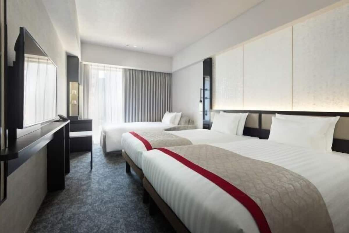 Brankas, Wi-Fi gratis, dan seprai linen