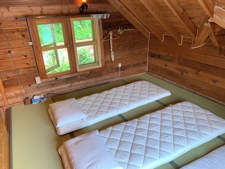 Superior Duplex | Soundproofing, free WiFi, bed sheets. Pension Poka Poka