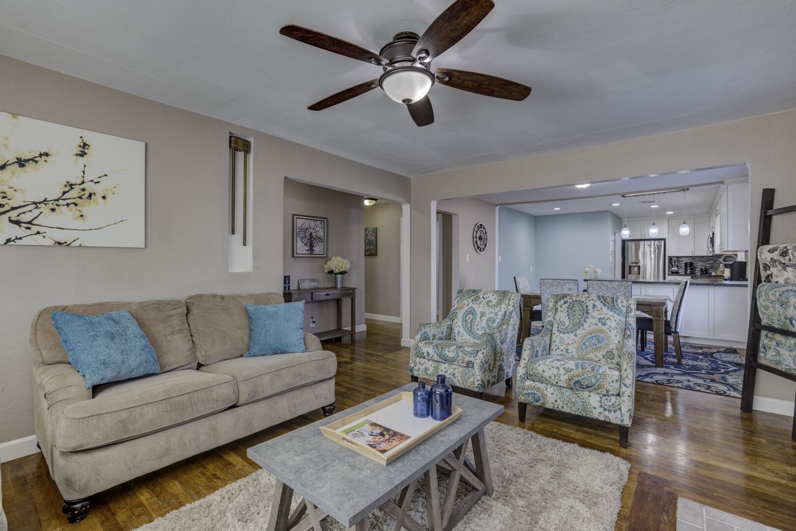 Shades of Blue NEWLY RENOVATED | Lodi Lake | Wine&Roses | Downtown