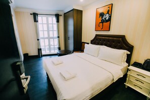 Studio Deluxe