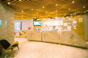 Quầy tiếp tân