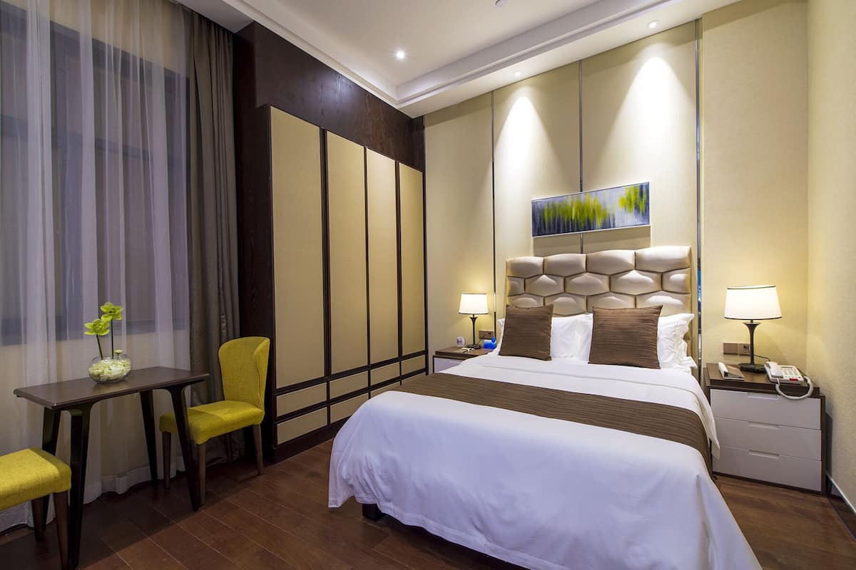 In-room safe, desk, free WiFi, bed sheets