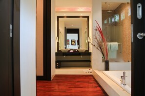 Kata gardens luxury 2bedroom 4B | Bathroom sink - Kata gardens luxury 2bedroom 4B Near Kata Noi Beach (Karon)