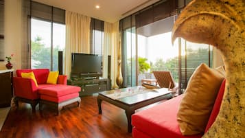 Televisión de pantalla plana, reproductor de DVD