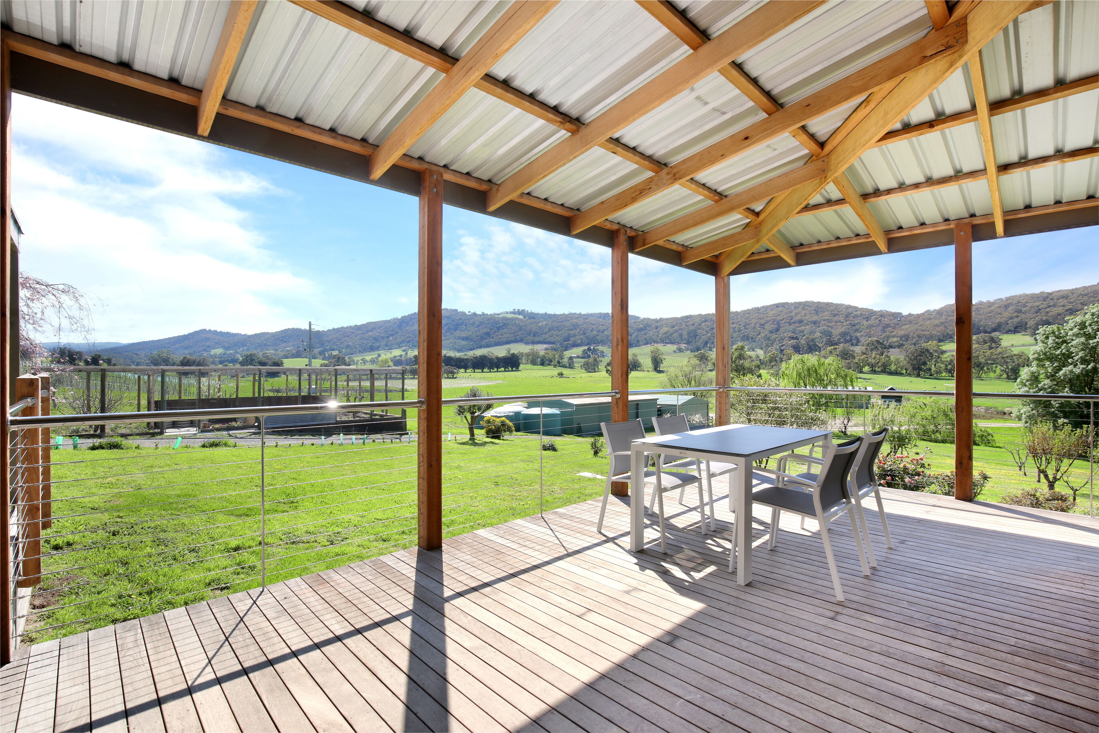 Red Oak Unit - Belaradah on Stefani Estate Vineyard