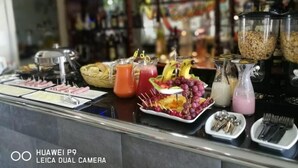 Free daily buffet breakfast - Hotel Spa Machupicchu (Tacna)