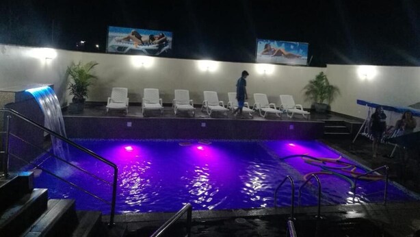 Outdoor pool - Hotel Spa Machupicchu (Tacna)