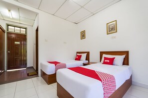 Deluxe Twin Room | Free WiFi, bed sheets