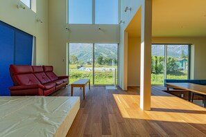디자인 하우스 (Private Vacation Home) | 거실 | 스마트 TV, 넷플릭스, 바닥 난방/온돌, 스트리밍 서비스