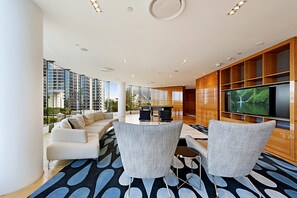 Interior - Oracle Resort Private 3 Bed SubPenthouse (Broadbeach)