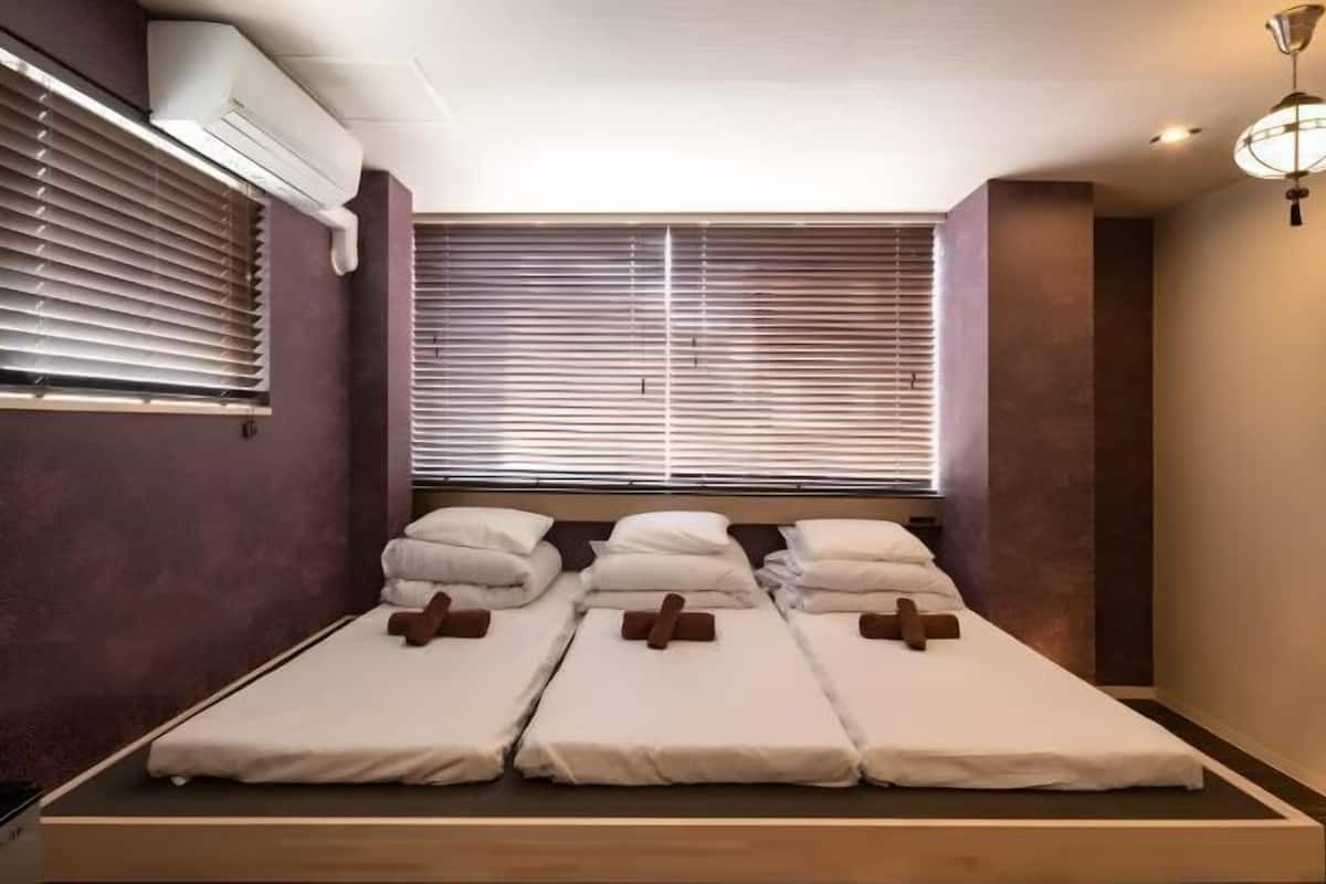 1 bedroom, WiFi (free), bed sheets