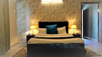 Klassieke kamer, 1 twee- of 2 eenpersoonsbedden | Hypoallergeen beddengoed, een kluis op de kamer, gratis wifi