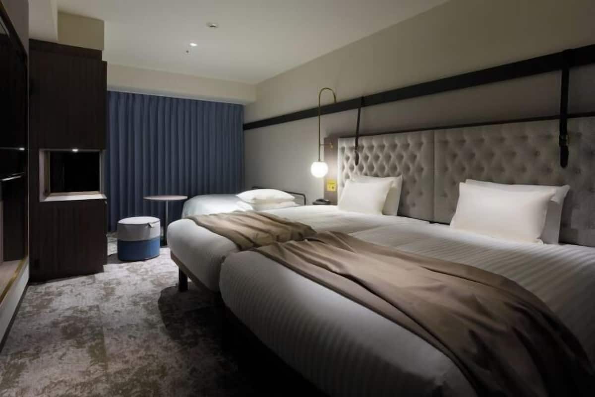 Caja de seguridad en la habitación, wifi gratis y ropa de cama