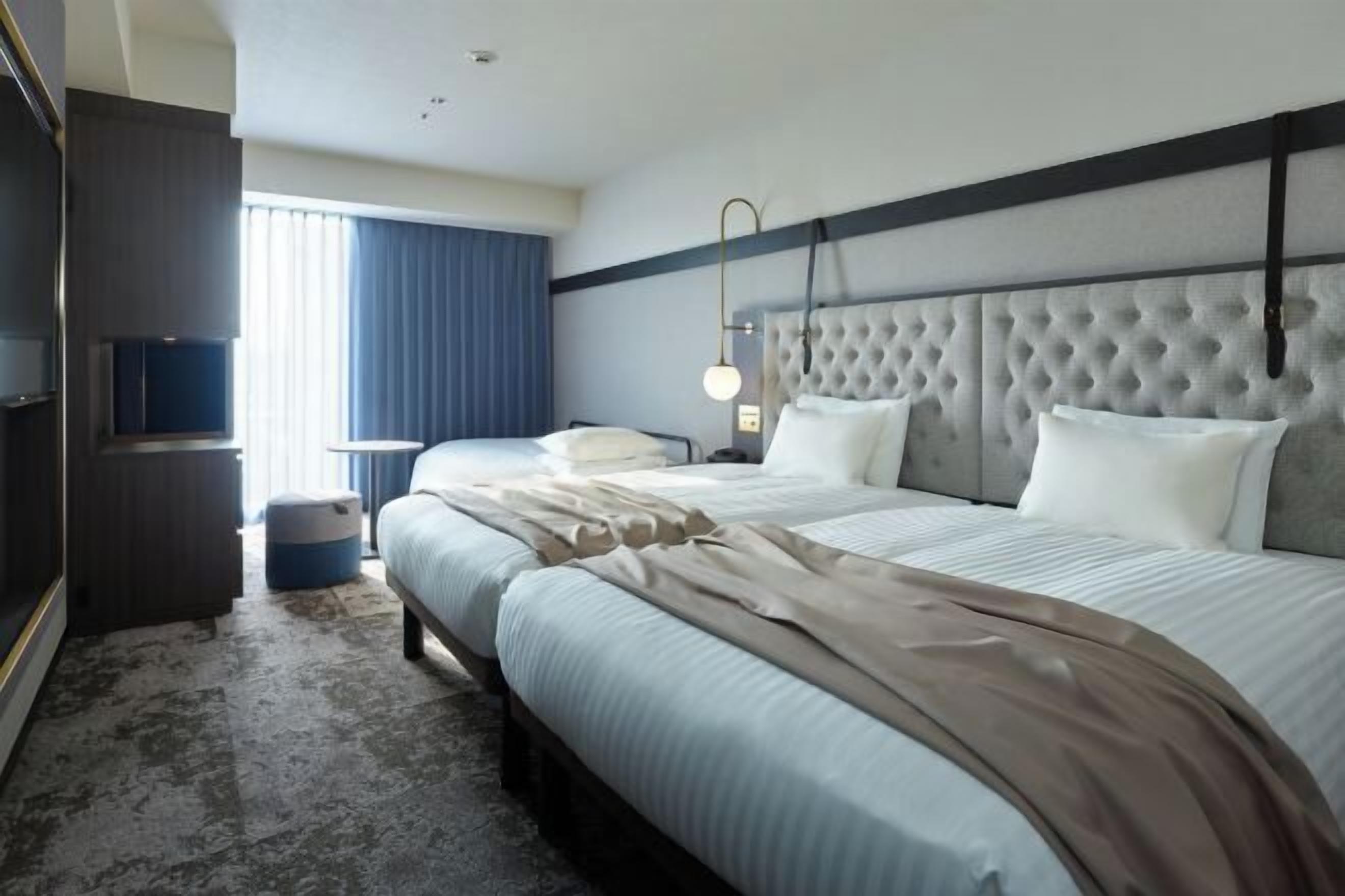 In-room safe, free WiFi, bed sheets