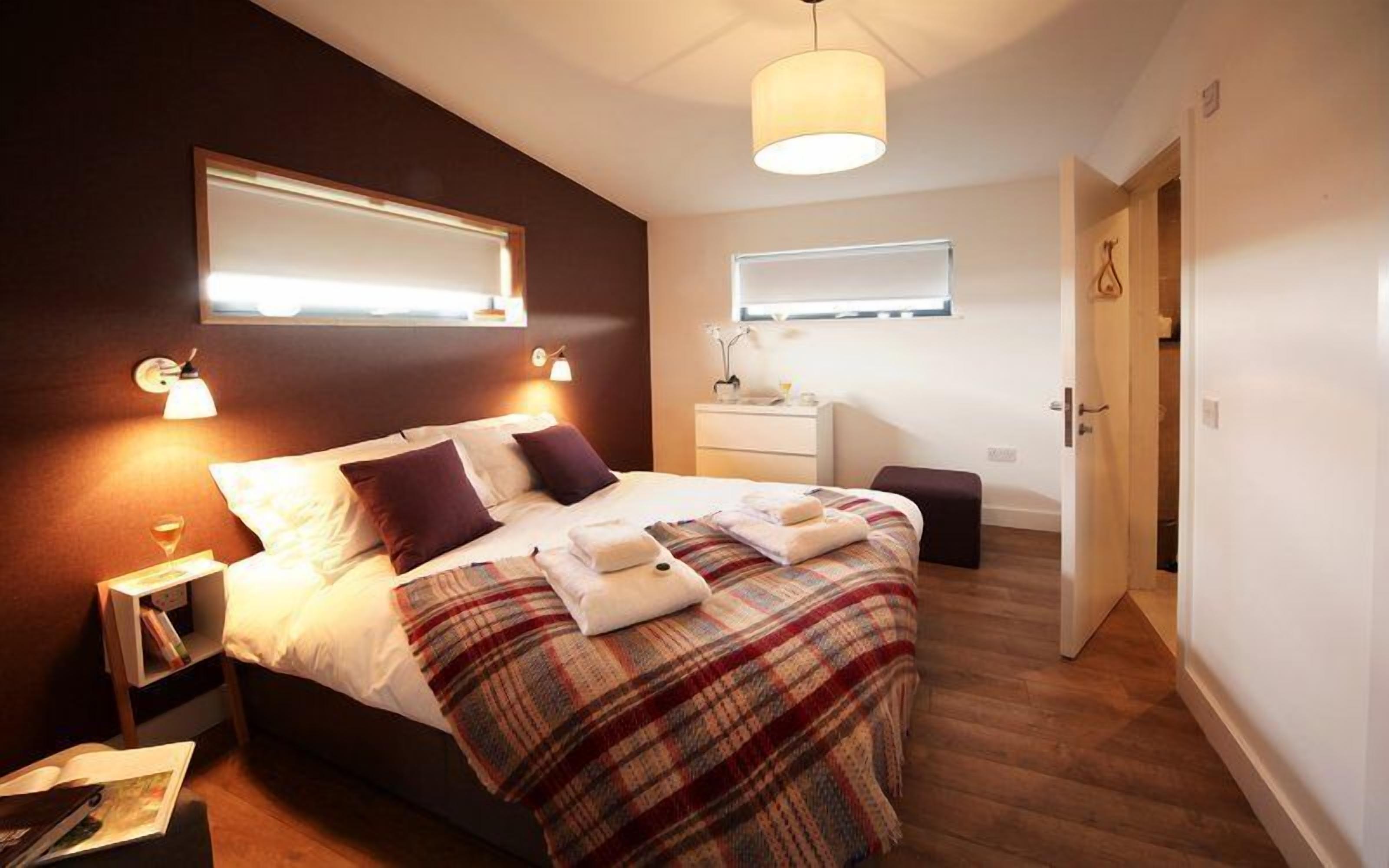 3 bedrooms, iron/ironing board, WiFi