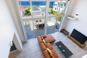 TV - VILLA KAFUSHI NAKIJIN - VILLA SHORT AND JIN / Kunigami-gun Okinawa (Kunigami-gun)