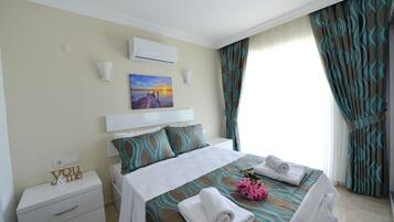 4 chambres, coffres-forts dans les chambres, Wi-Fi